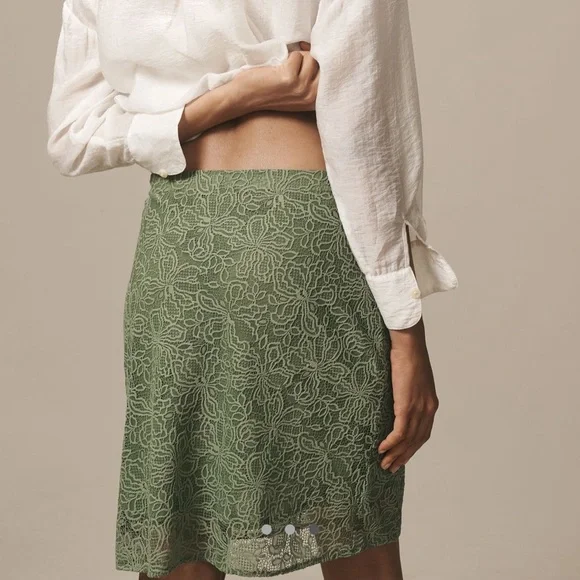 *Anthropologie The Tilda Knee Length Slip Skirt: Lace Pencil Edition - Picture 3 of 4